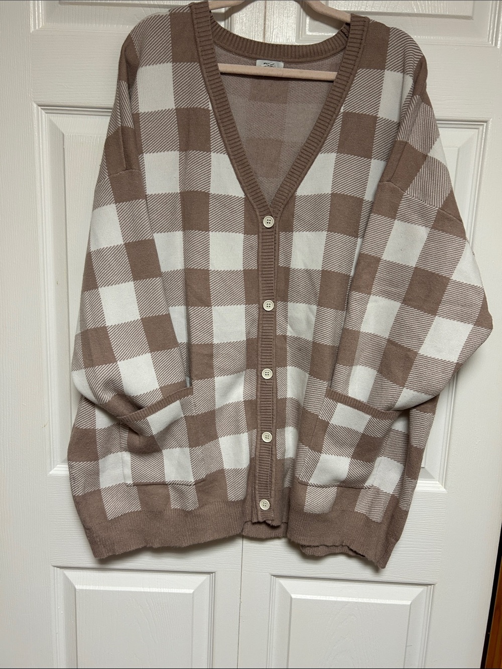 Rue21 Mauve and Cream Plaid Cardigan